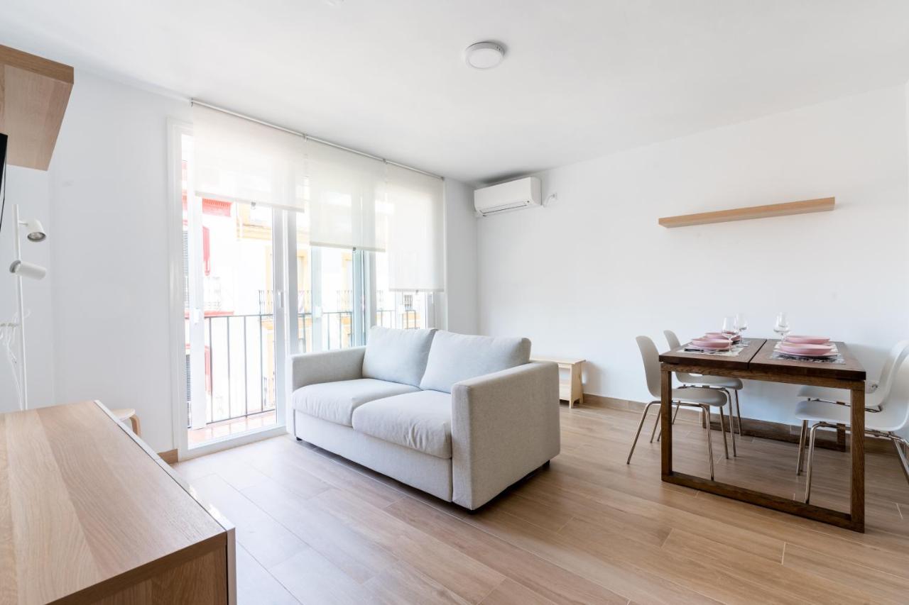 Апартаменты Holi-Rent Pureza Севилья Экстерьер фото